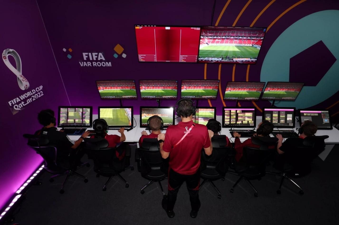Apa itu VAR dalam Sepak Bola?